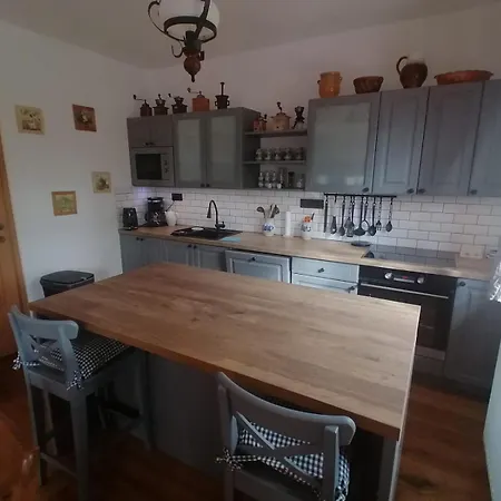 Feriehus U Manouse *