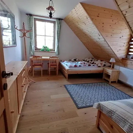 U Manouse *